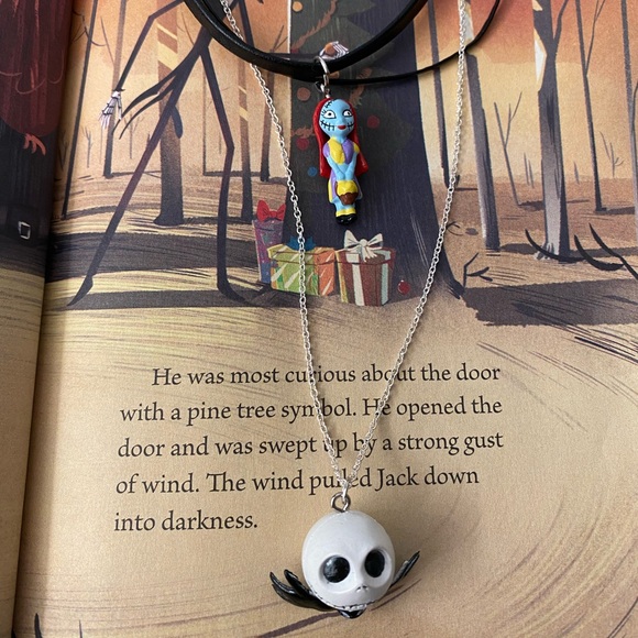 Disney Jewelry - Sally Necklace